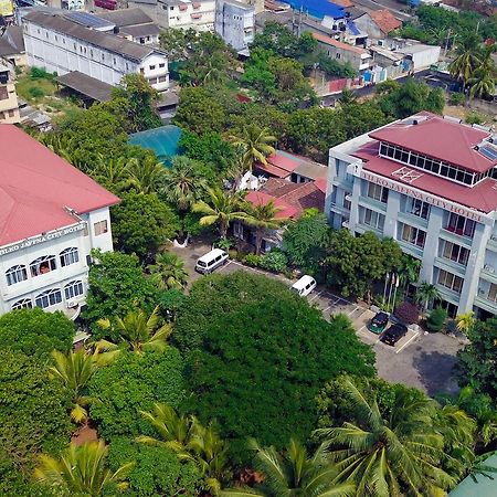 ติลโค จาฟนา ซิตี้ โฮเต็ล Hotel ภายนอก รูปภาพ