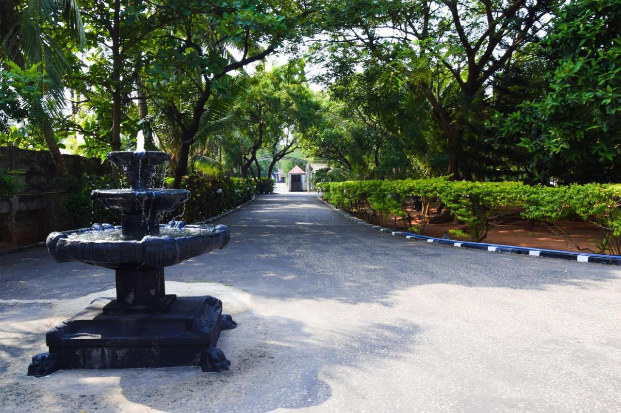 ติลโค จาฟนา ซิตี้ โฮเต็ล Hotel ภายนอก รูปภาพ