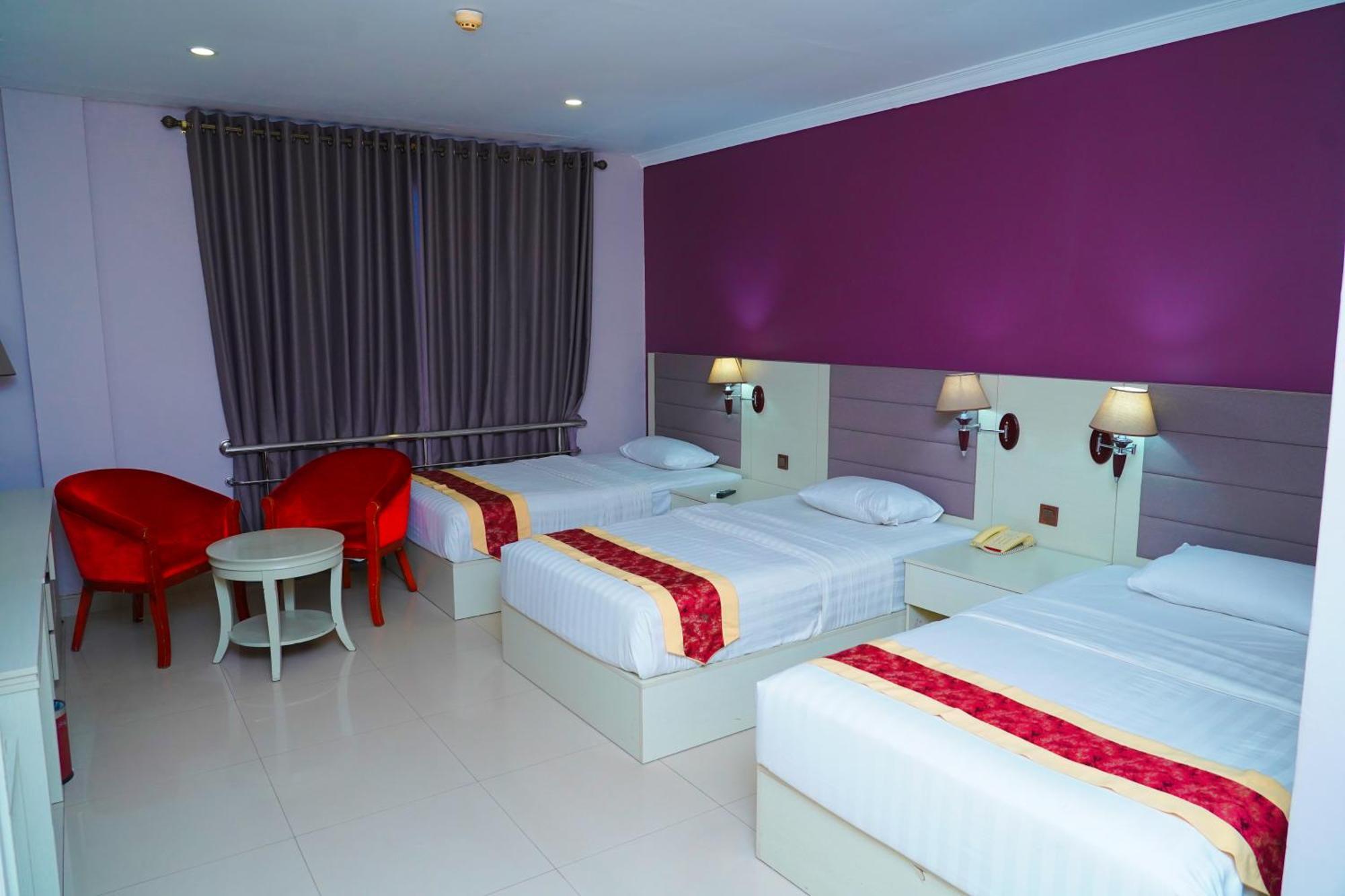ติลโค จาฟนา ซิตี้ โฮเต็ล Hotel ภายนอก รูปภาพ