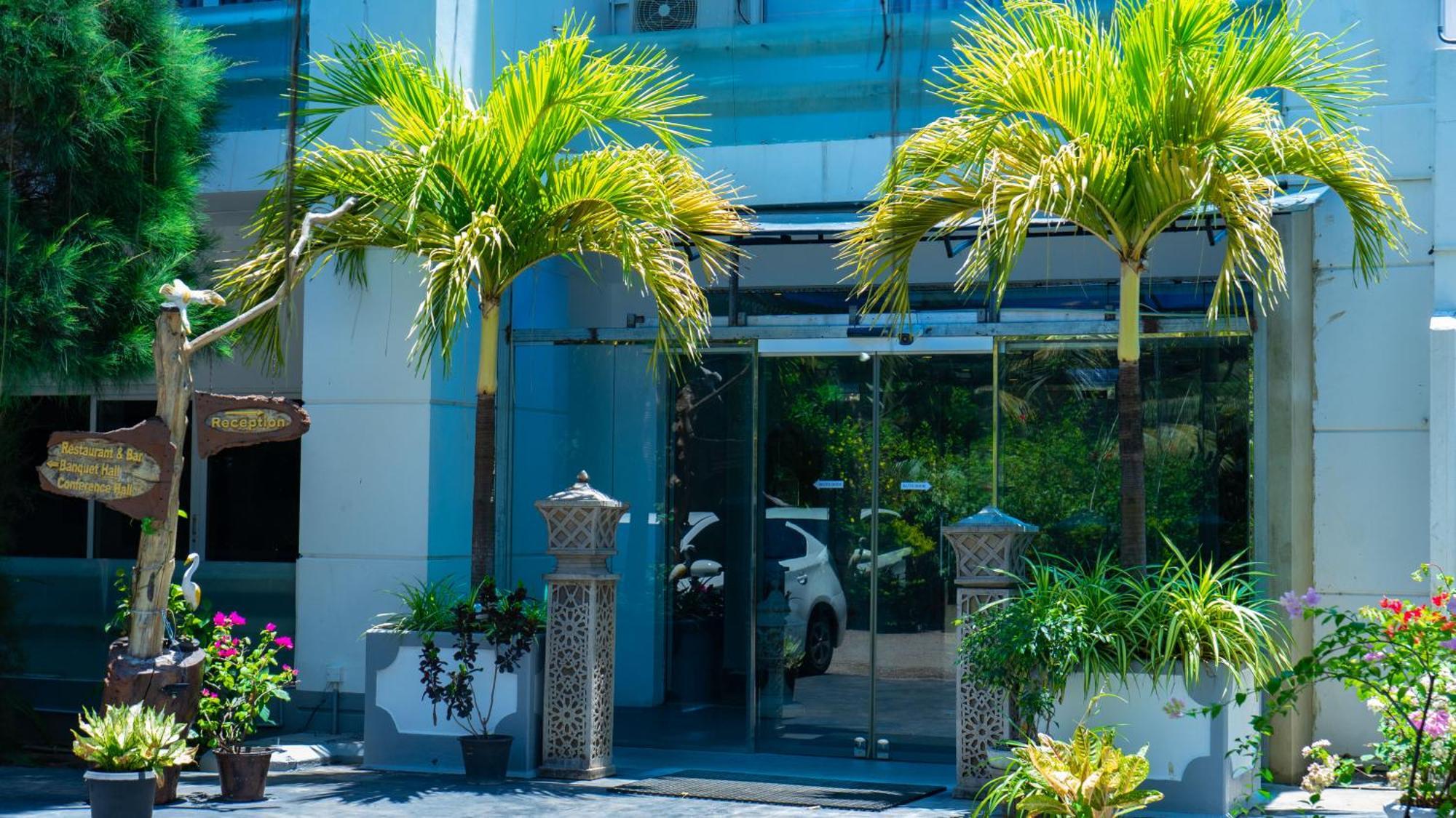 ติลโค จาฟนา ซิตี้ โฮเต็ล Hotel ภายนอก รูปภาพ
