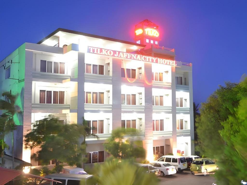ติลโค จาฟนา ซิตี้ โฮเต็ล Hotel ภายนอก รูปภาพ