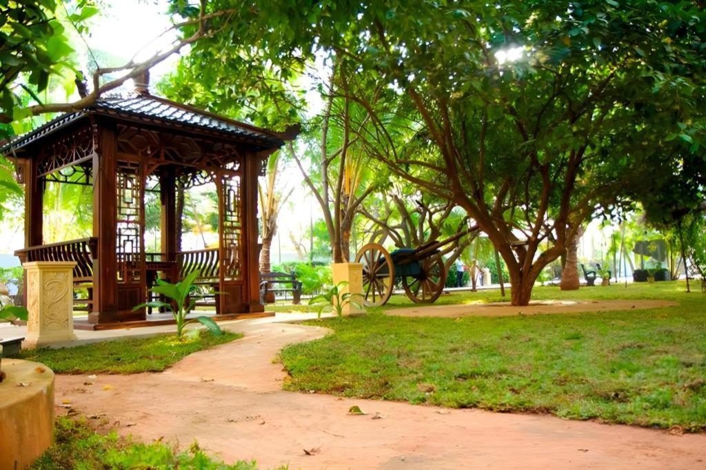 ติลโค จาฟนา ซิตี้ โฮเต็ล Hotel ภายนอก รูปภาพ